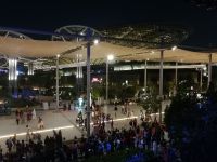 EXPO am Abend 
