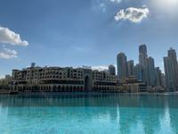 Vor der Dubai Mall