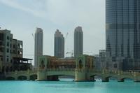 Vor der Dubai Mall