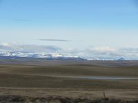 Fahrt durch argentinische Steppe nach Chile