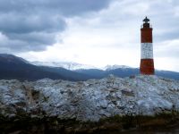 einsamer Leuchtturm im Beagle-Kanal Argentinien