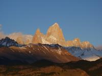 Sonnenaufgang bei El Chalten mit Fitz Roy im Hintergrund - Patagonien (9)
