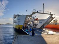 Mit der Fähre auf die Insel Feuerland (2)