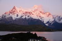 Sonnenaufgang am Torres del Paine-Massiv