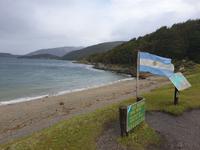 Wanderung am Beagle-Kanal im Feuerland-Nationalpark in Usuahia