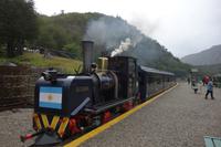 Tren del Fin del Mundo und Wanderung am Beagle-Kanal im Feuerland-Nationalpark in Usuahia