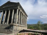 Tempel Garni