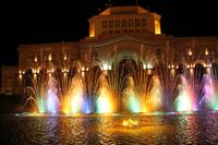 Licht- und Misikspiele am Platz der Republiken 