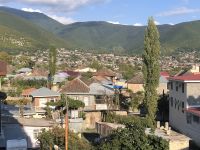 Blick aufs sonnige Sheki