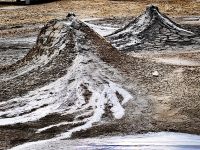 Schlammvulkane &ndash; &copy; Simone Willner (Eberhardt TRAVEL)