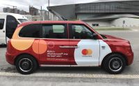 Die Londoner Taxis sind hier häufig zu sehen, Baku &ndash; &copy; Simone Willner (Eberhardt TRAVEL)