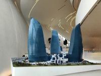 Die Flame Towers als Modell &ndash; &copy; Simone Willner (Eberhardt TRAVEL)