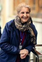 Die Dame am Einlaß des Khanpalastes freut sich über so viele deutsche Besucher &ndash; &copy; Simone Willner (Eberhardt TRAVEL)