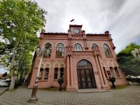 Verwaltungsgebäude der Azerbaijanischen Republik in Ganja &ndash; &copy; Simone Willner (Eberhardt TRAVEL)