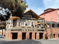 Das Bottle House in Ganja &ndash; &copy; Simone Willner (Eberhardt TRAVEL)