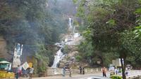 0695 Fahrt zum Yala-Nationalpark -  am Rawana-Wasserfall