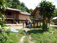 118. Khmu Dorf, Laos