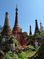 278. Indein Pagodenfeld, Inle Lake, Myanmar
