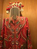 120 alte Brauttracht