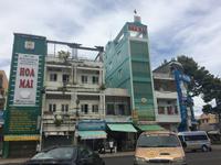 Schmale Haeuser - Typisch Vietnam