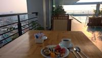 Frühstück Dachterrasse Hue