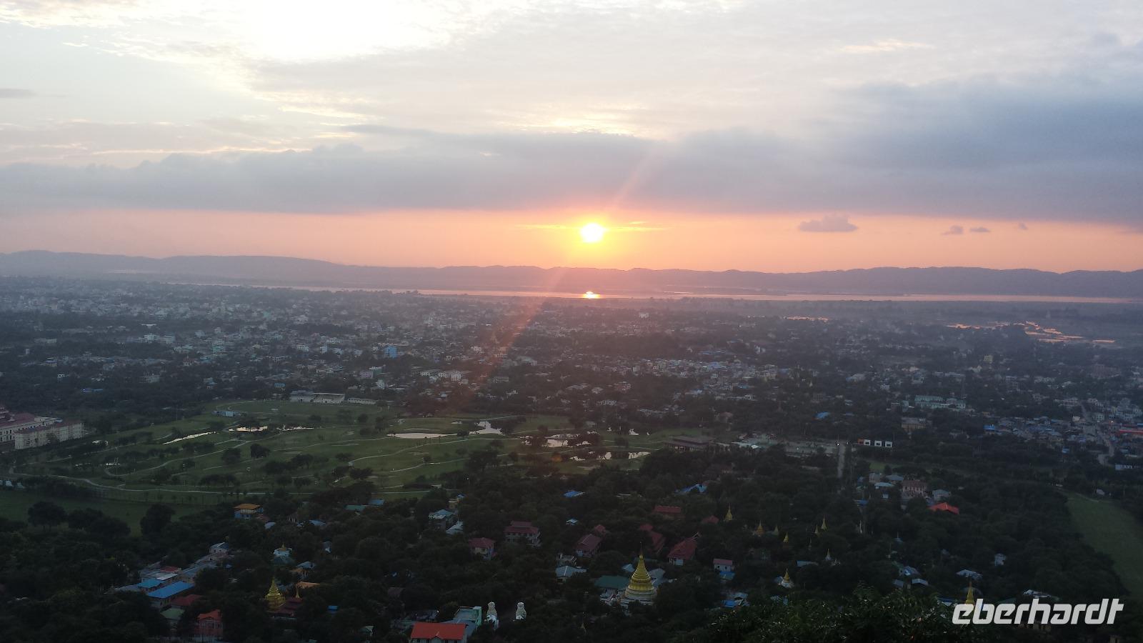 Sonnenuntergang auf dem Mandalay Hill