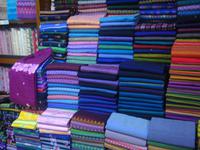 farbenfrohe Longyi´s