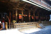 Im Zahntempel von Kandy