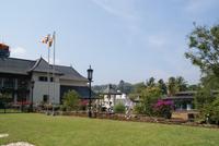 Im Zahntempel von Kandy