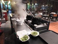 Zubereitung von Nudeln mit Rindfleisch