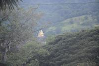106 Buddha auf Berg in Matale