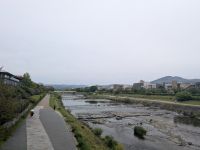 306. Spaziergang am Kamo-Fluss im Zentrum von Kyoto, Japan &ndash; &copy; Teresa Rumpel (Eberhardt TRAVEL)