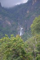 258 Spaziergang zum Rawana Wasserfall