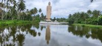 264 Tsunami Denkmal an der Küste