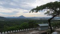 0205 Höhlen- Tempel in  Dumbulla - Blick über die Landschaft
