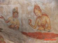 die berühmten Wolkenmädchen auf halber Höhe