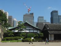 Tradition und Moderne sind nah beieinander in Tokio