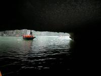 0145a  Ha-Long-Bucht Kriechgrotte Hang Luon