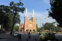 0323 HCMC- Notredame zur frühen Stunde