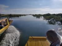 0468  Zum Tonle Sap -  Auf dem Oberdeck.jpg