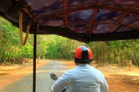 Mit Tuk Tuks unterwegs