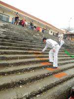 Teppich wird eingeholt - Start zur Ha Long Bucht