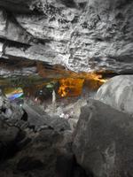 Höhle in der Ha Long Bucht