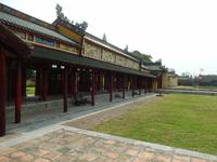 Säulengang in der Verbotenen Stadt der Könige Vietnam