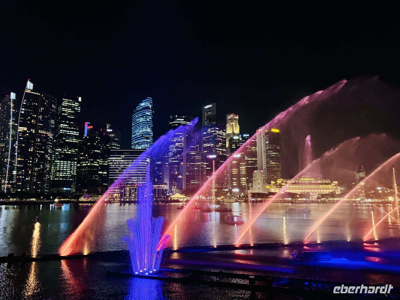 Tag 2 - Spectra, Wasser- und Lichtshow