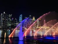 Tag 2 - Spectra, Wasser- und Lichtshow