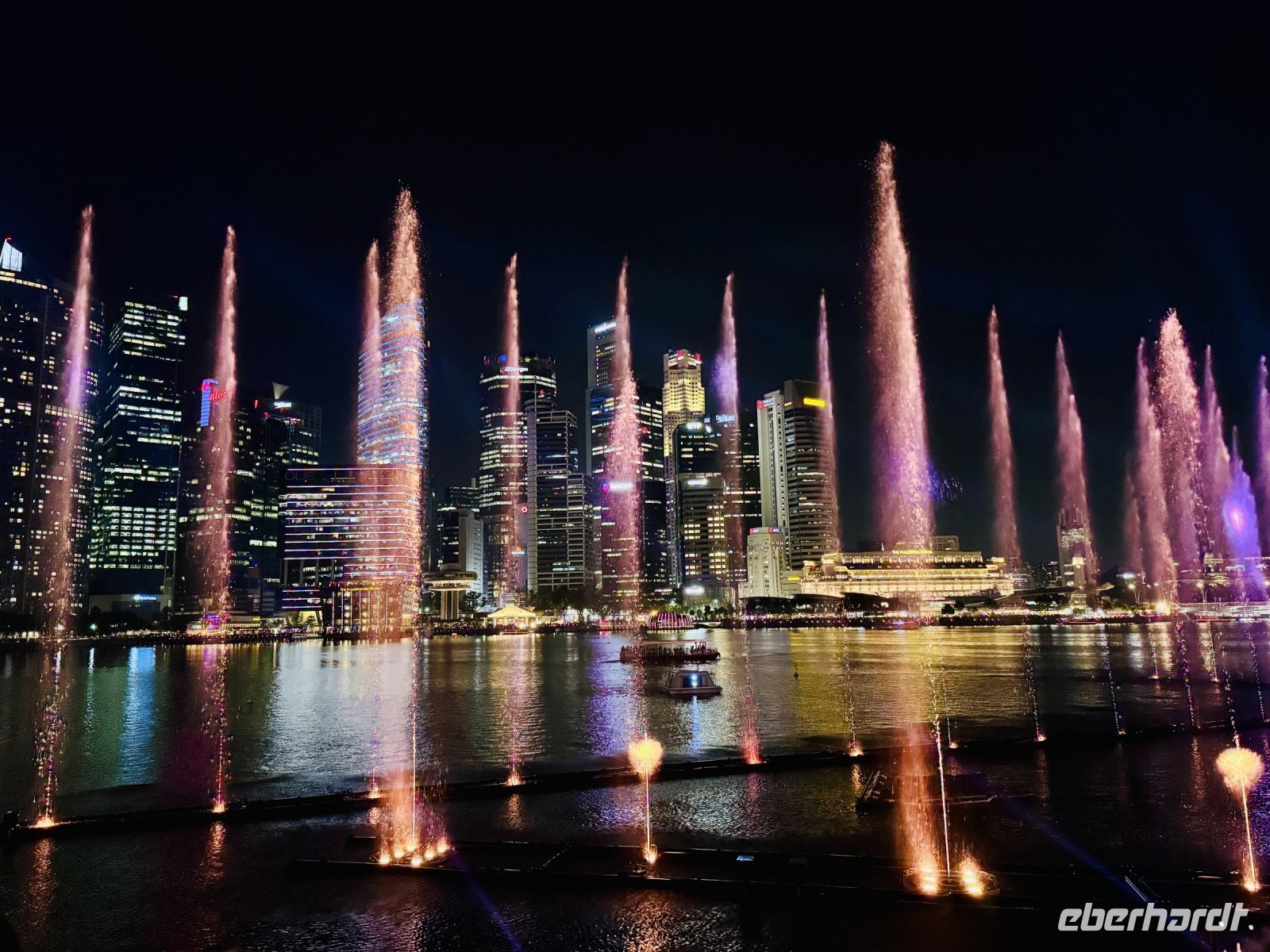 Tag 2 - Spectra, Wasser- und Lichtshow