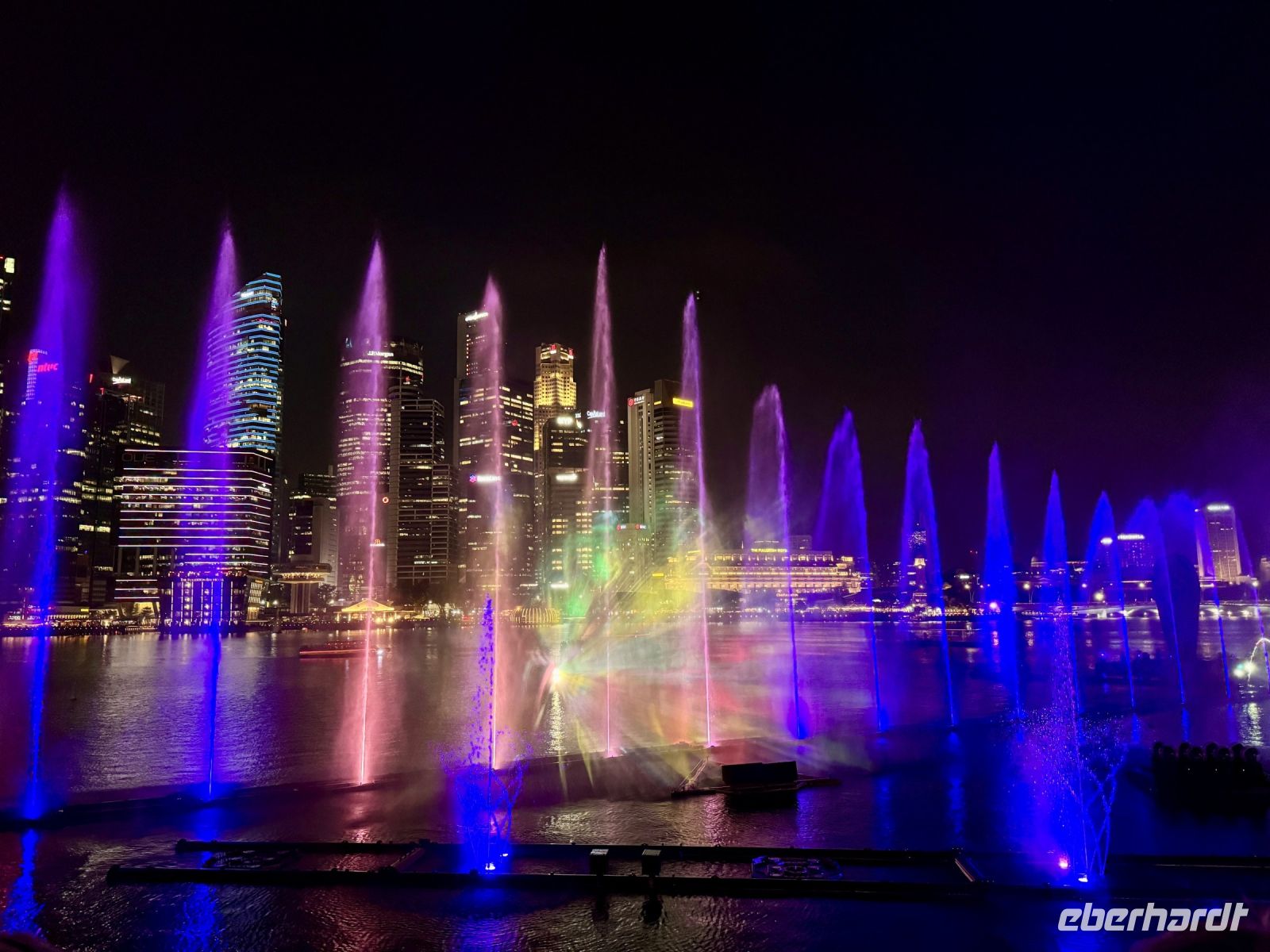 Tag 2 - Spectra, Wasser- und Lichtshow