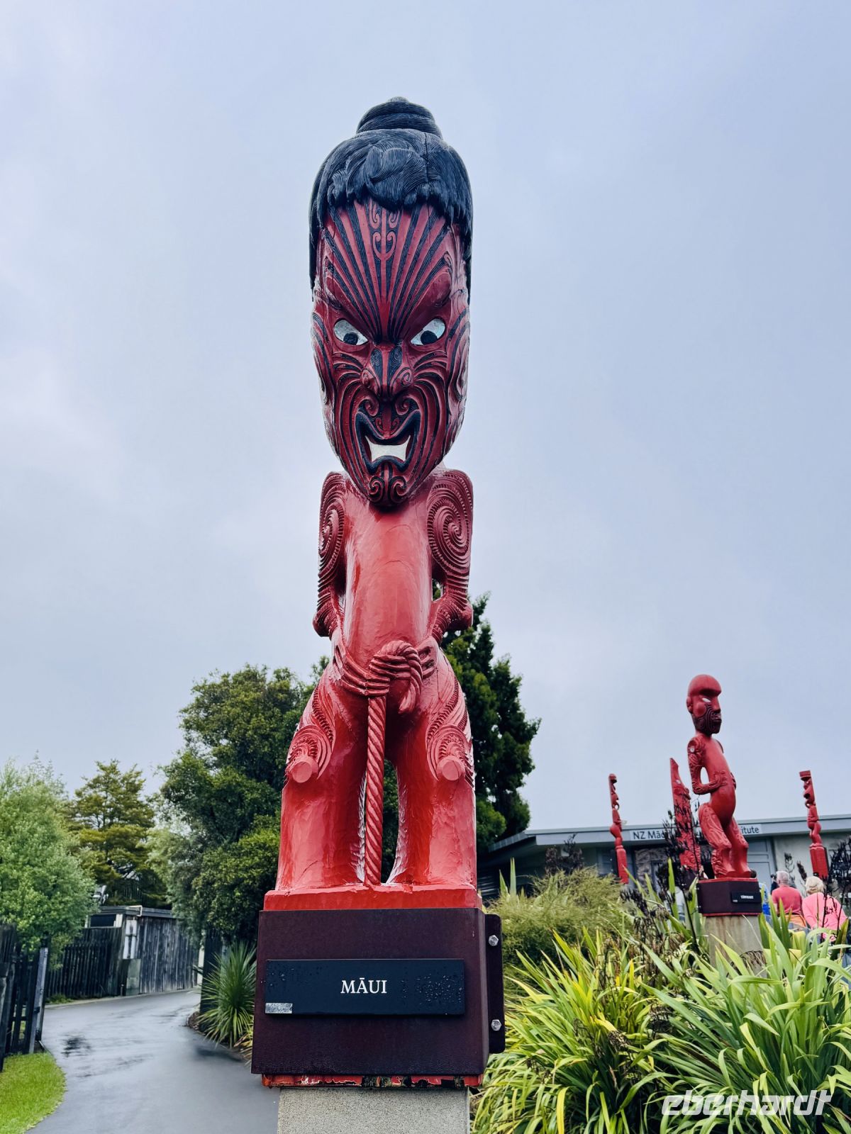 Tag 10 - Geschnitzte Maori-Figur 