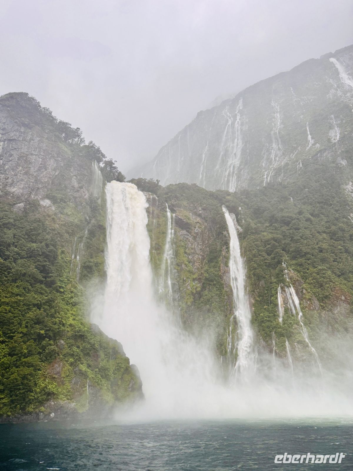 Tag 17 - Wasserfälle im Milford Sound